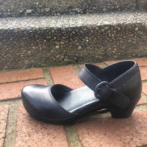 Dansko Clog Maryjane 38